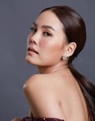 Janie Tienphosuwan as Prakai Dao
