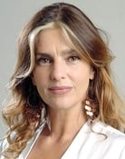 Silvia Kutika as Patricia Olmos