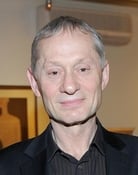 Wojciech Machnicki as Gen. bryg. Romuald Światło, szef WSI