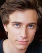 Axel Auriant as Lucas Lallemant
