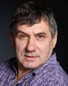 Aleksandr Nikolskiy as Sveta's father