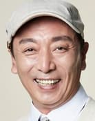 Yum Dong-hun as Department Head Uhm