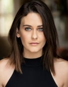Jess Sayer as Maeve Mullens