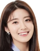 Nam Ji-hyun as young Princess Deokman