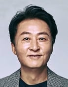 Kim Jong-soo as Professor Ma