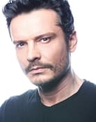 Hakan Eratik as Dr. Ahmet Sarıoğlu