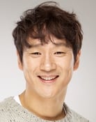 Lee Ju-won as 연발