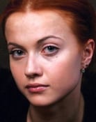 Александра Афанасьева-Шевчук as Юля Метальникова