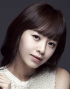 Kang Sung-yeon as Min Kyung-jin