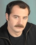 Osman Albayrak as Kasım
