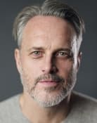Mark Frost as Danny Curtis