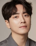 Lee Jun-hyuk as Jo Gang-ok