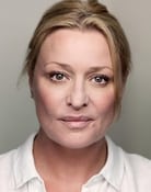 Laurie Brett as Izzy Alessi
