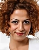 Zamire Zeynep Özdemir as Aynur