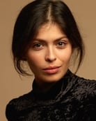 Leslie Medina as Clara
