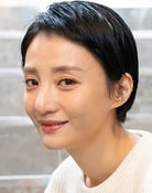 Cho Eun-ji as Lee Young-sun