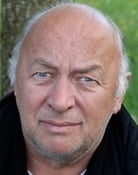 Wolfgang Müller as Tommie Beyer