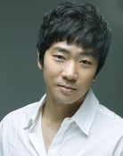 Song Yong-jin as Moon Tae-hyun
