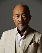Naoto Takenaka as Takeshi Kasumi