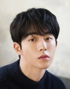 Nam Joo-hyuk as Han Yi-ahn