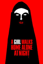 Una chica va sola a casa por la noche